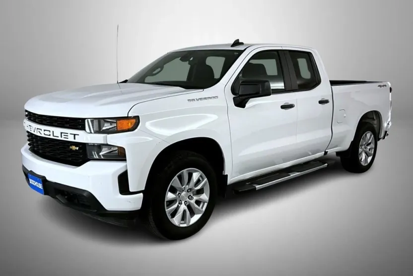 2022 Chevrolet Silverado 1500 Custom photo 1