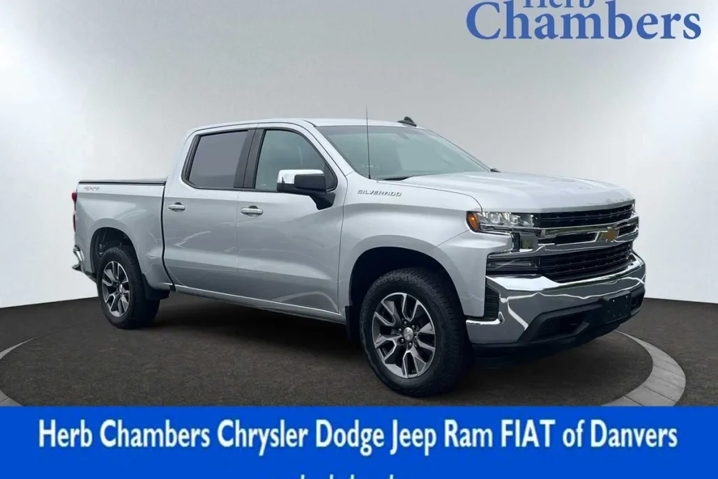 2022 Chevrolet Silverado 1500 LT photo 1