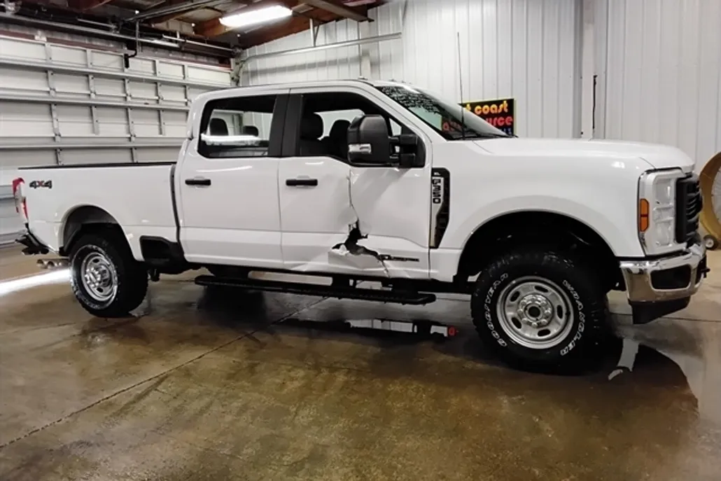 2024 Ford F-350 XL photo 1