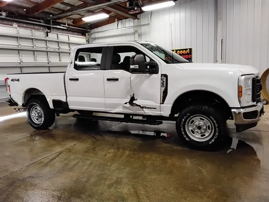 2024 Ford F-350 XL photo 1