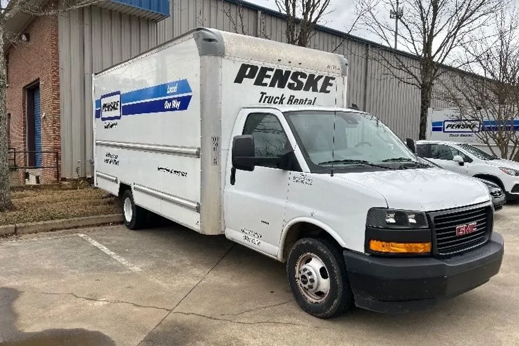 2020 Gmc Savana 3500 Cutaway photo 1