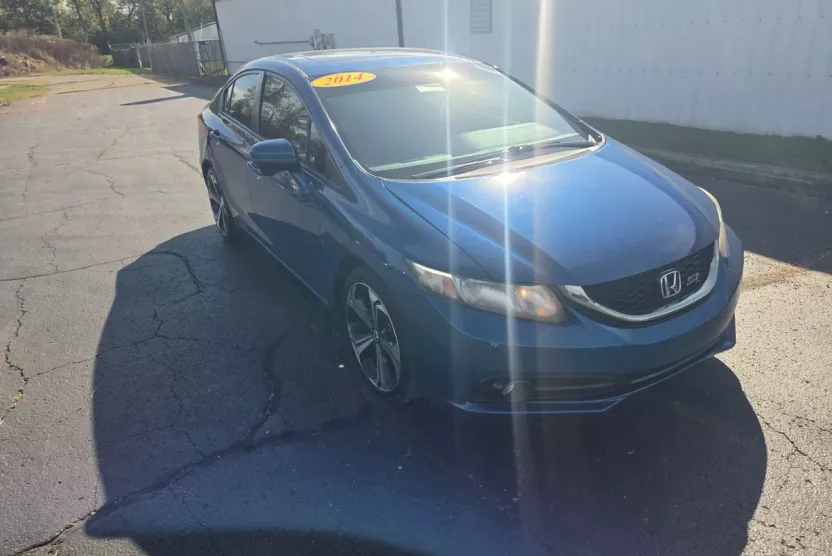 2014 Honda Civic Si photo 1
