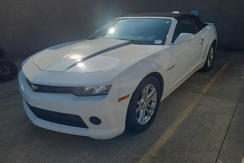 2014 Chevrolet Camaro 1LT photo 1