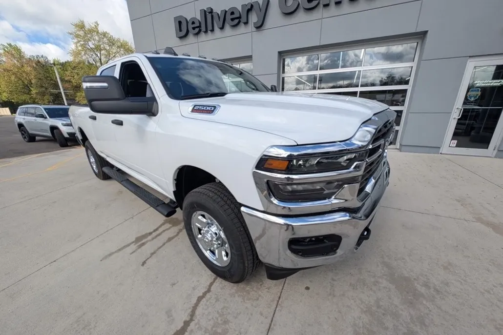 2025 Ram 2500 Tradesman photo 1
