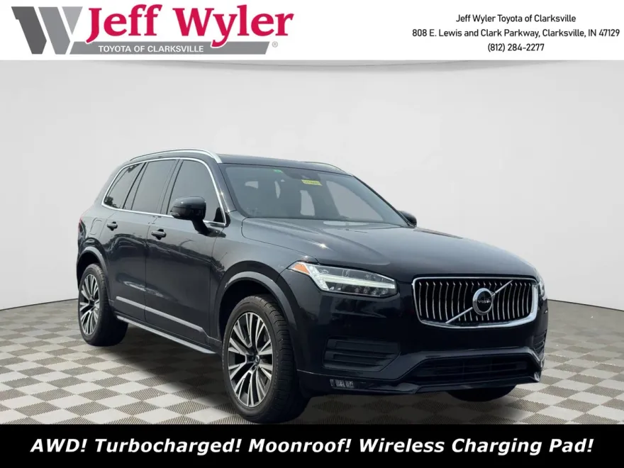 2022 Volvo XC60 B5 Momentum photo 1