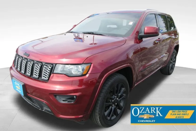 2019 Jeep Grand Cherokee Altitude photo 1