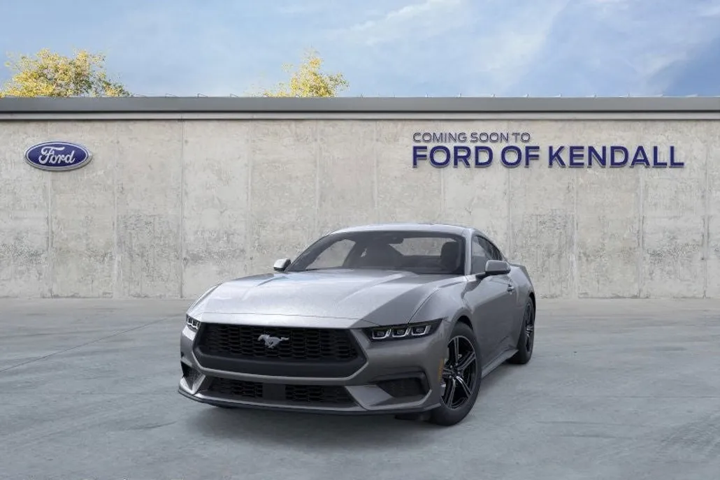 2025 Ford Mustang EcoBoost photo 1