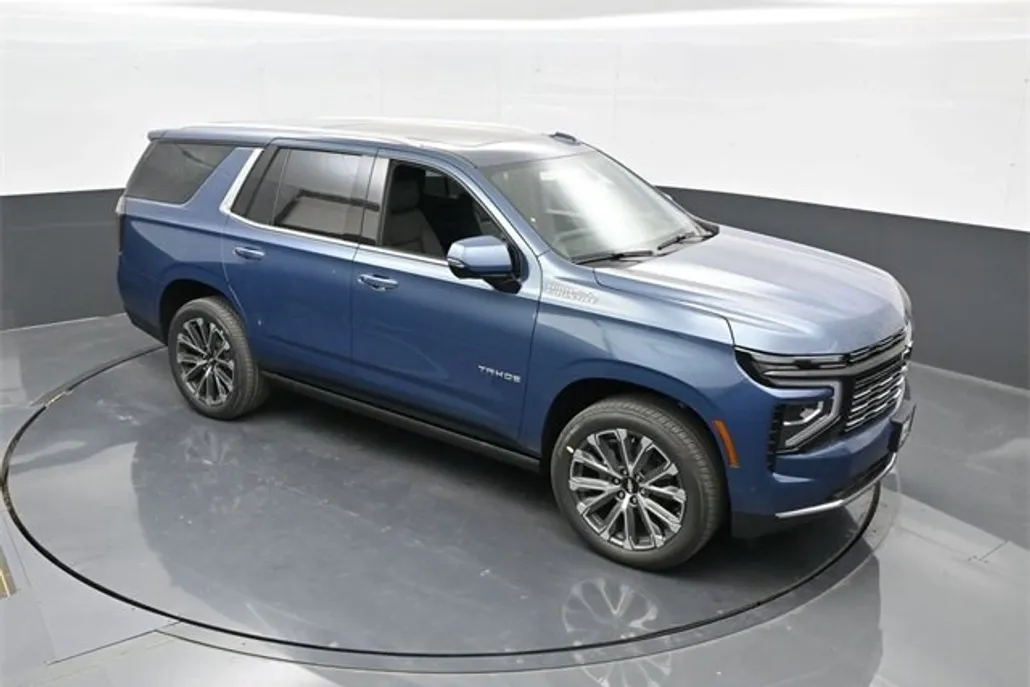 2025 Chevrolet Tahoe High Country photo 1