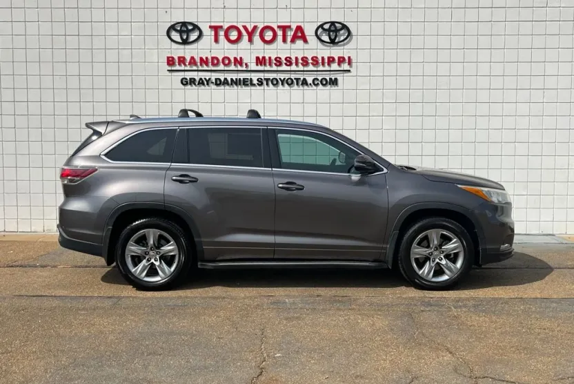 2015 Toyota Highlander Limited photo 1