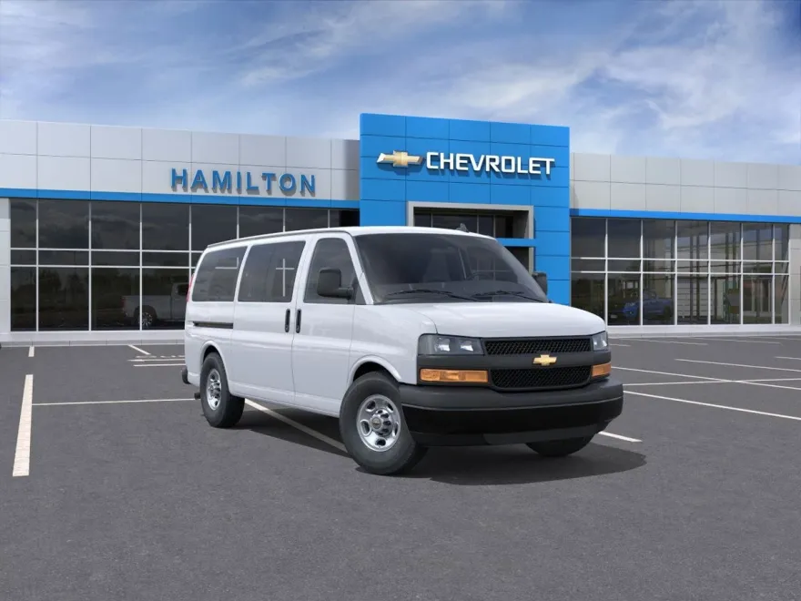 2025 Chevrolet Express Cargo 2500 Base photo 1