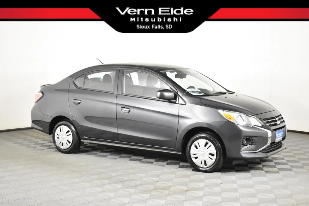 2024 Mitsubishi Mirage G4 ES photo 1