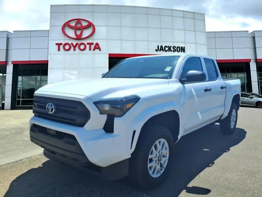 2025 Toyota Tacoma SR Double Cab photo 1