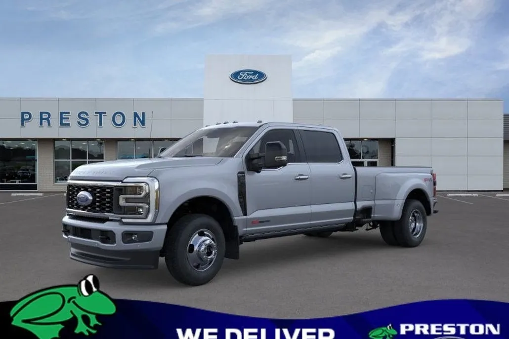 2025 Ford F-350 Platinum photo 1