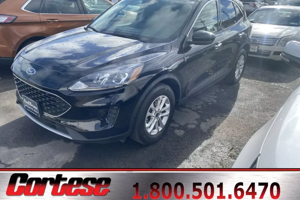 2021 Ford Escape SE photo 1