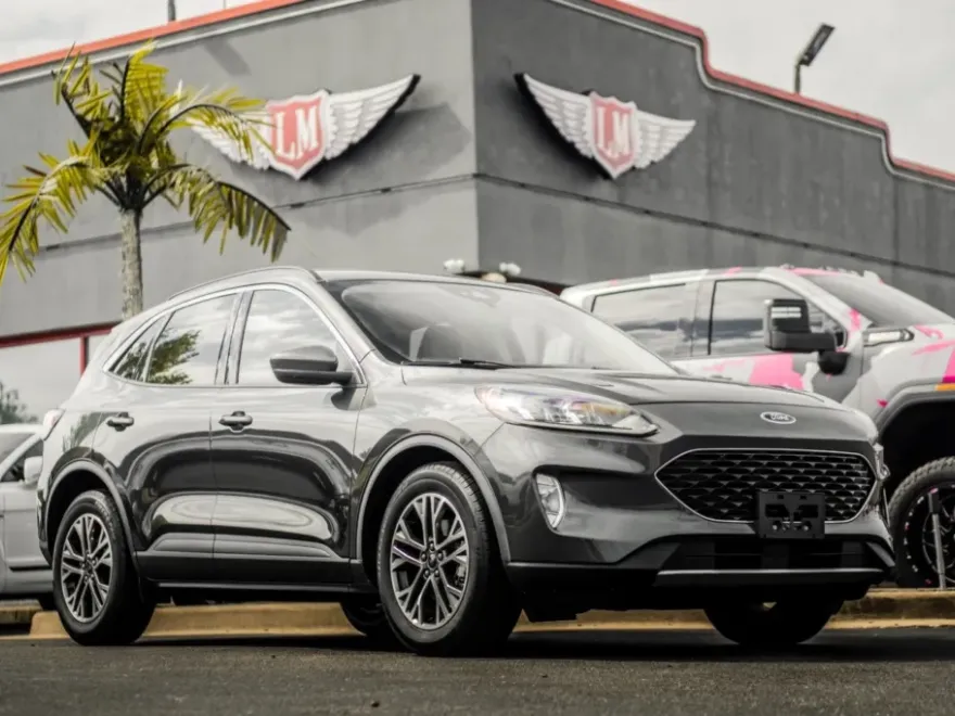 2020 Ford Escape SEL photo 1