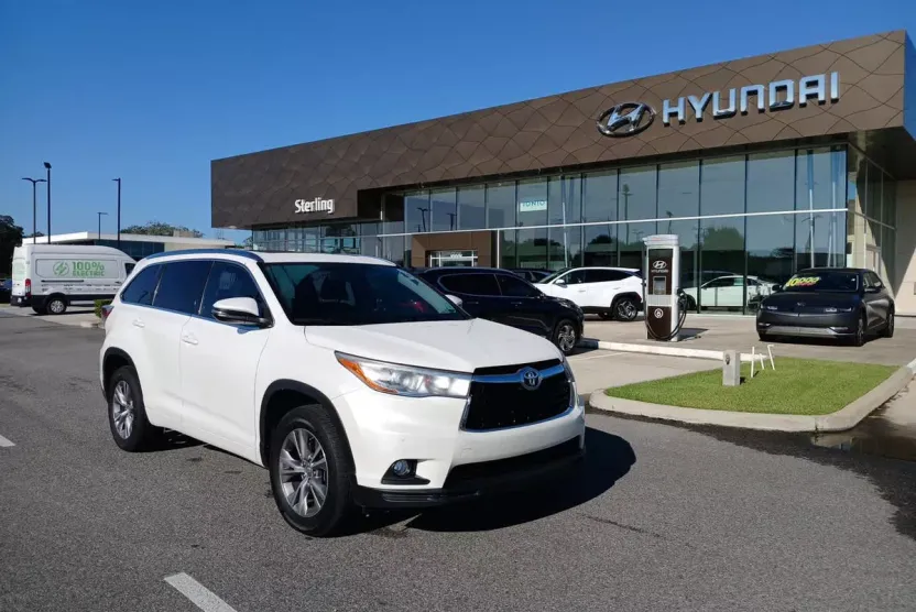2015 Toyota Highlander XLE photo 1