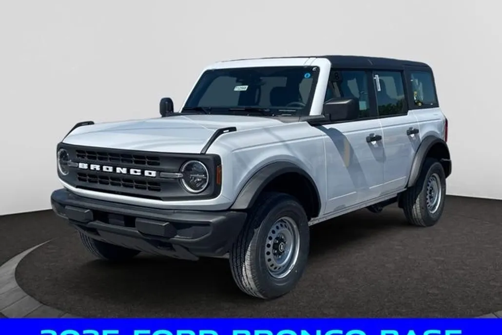 2025 Ford Bronco Base photo 1