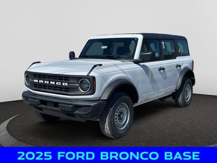 2025 Ford Bronco Base photo 1