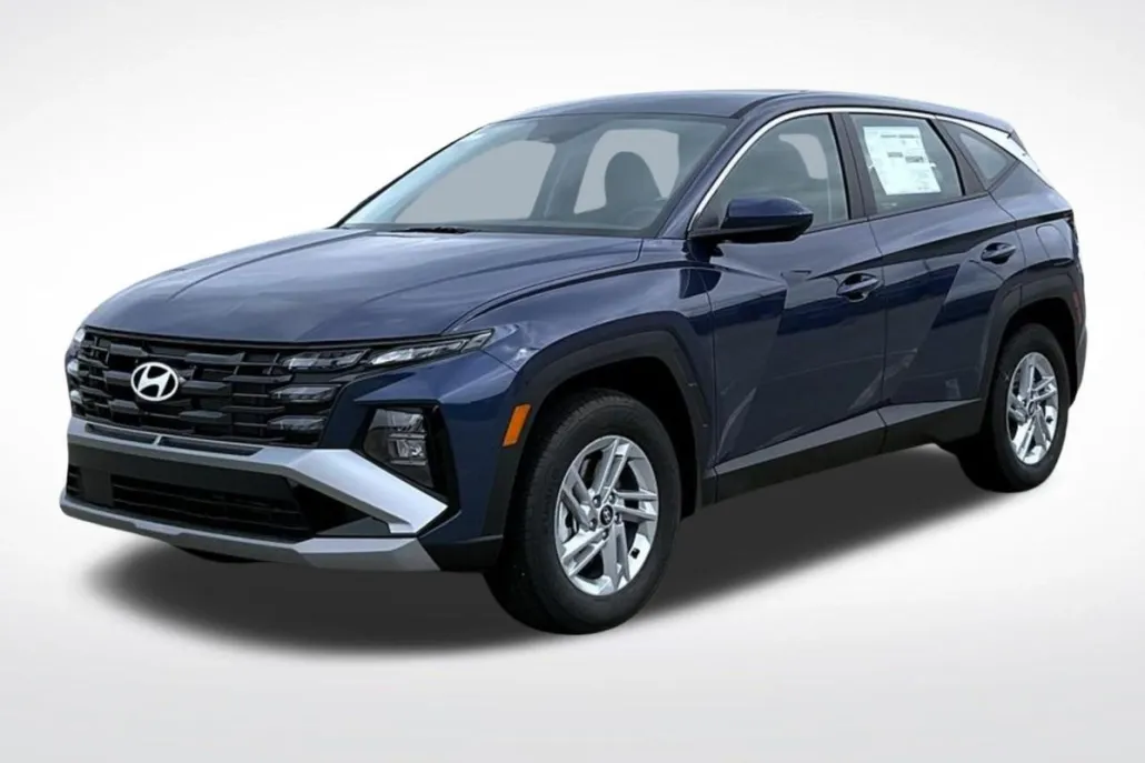 2025 Hyundai Tucson SE photo 1