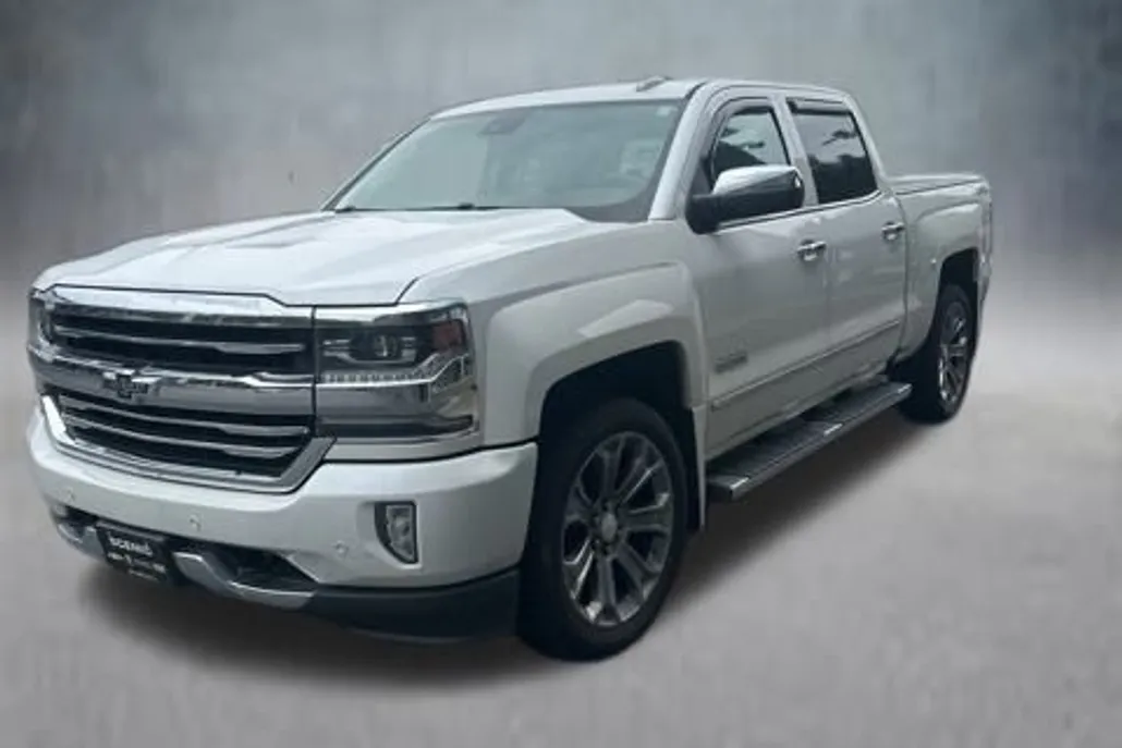 2018 Chevrolet Silverado 1500 High Country photo 1