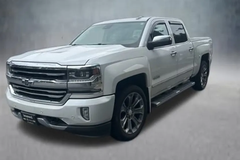 2018 Chevrolet Silverado 1500 High Country photo 1