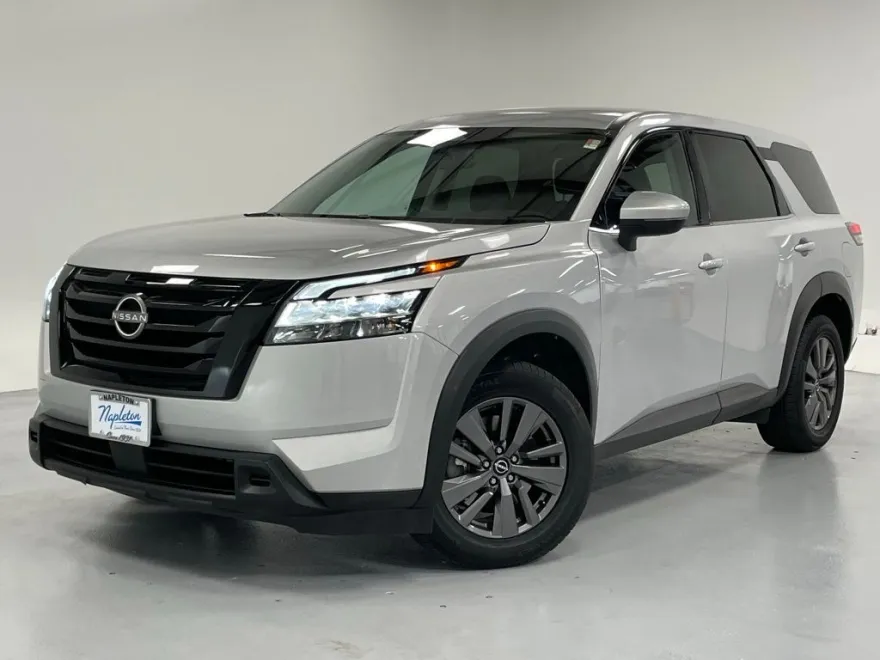 2022 Nissan Pathfinder S photo 1