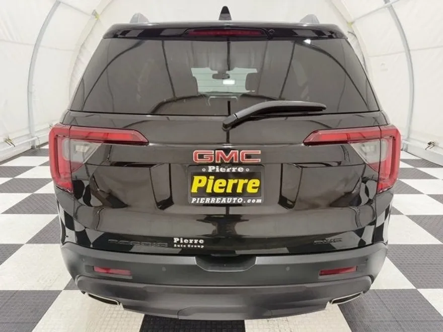 2022 Gmc Acadia SLT photo 1
