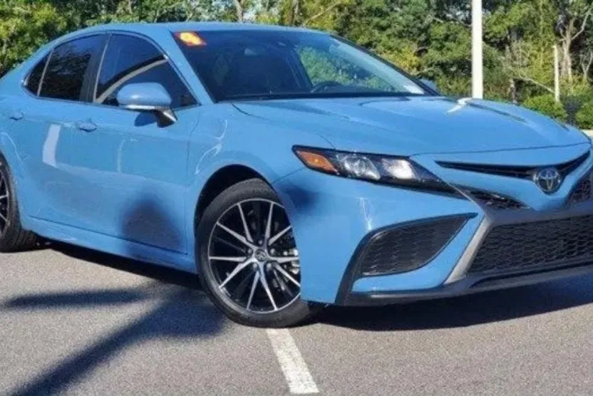 2024 Toyota Camry SE photo 1