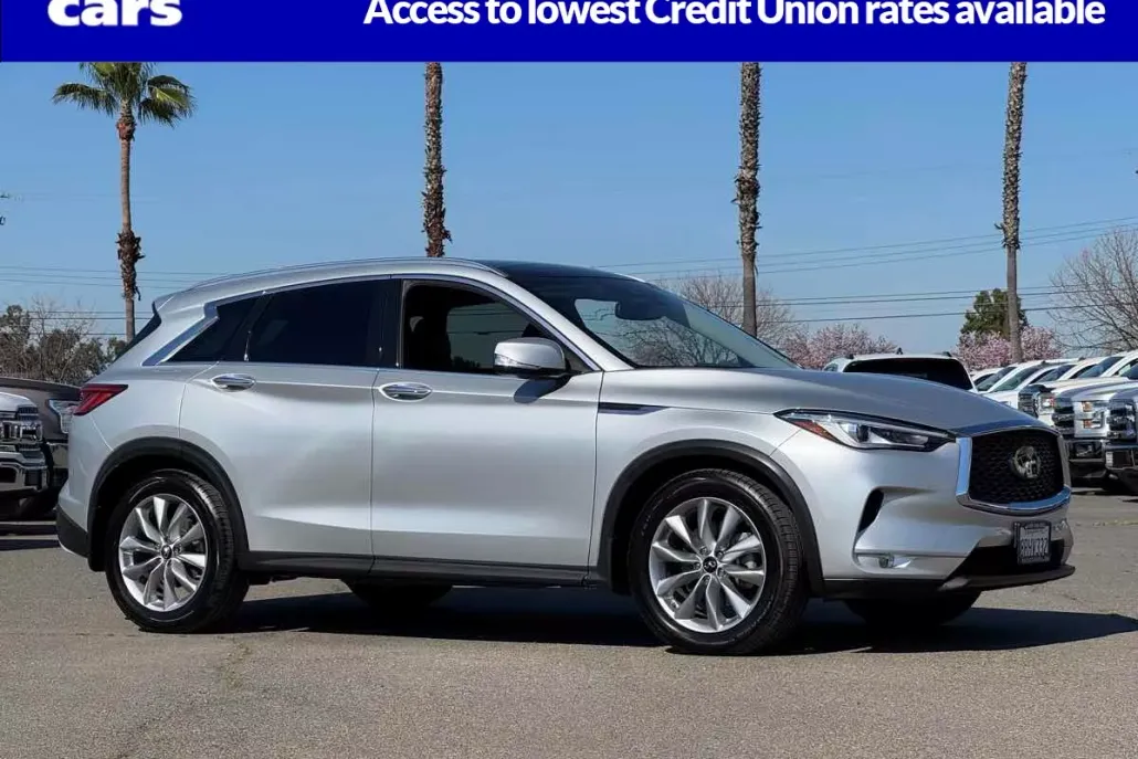 2020 Infiniti QX50 Luxe photo 1
