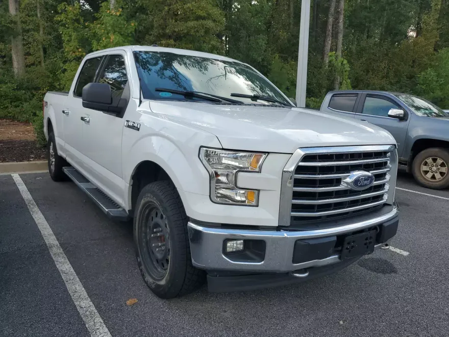2017 Ford F-150 XLT photo 1