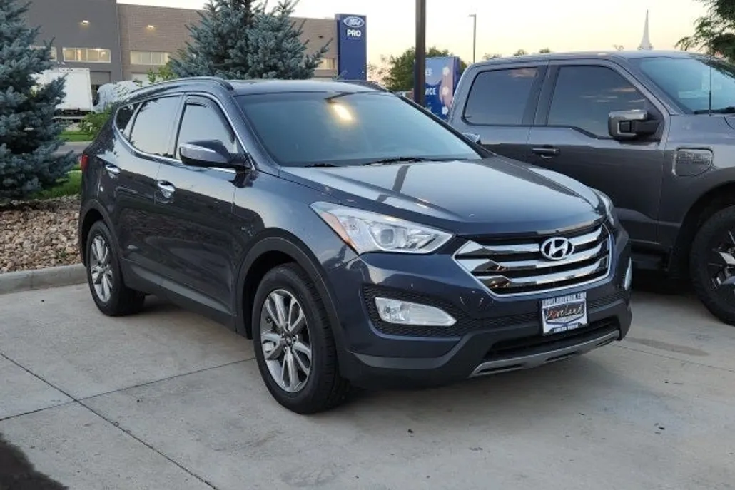 2016 Hyundai Santa Fe Sport 2.0T photo 1