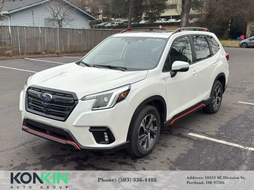 2024 Subaru Forester Sport photo 1