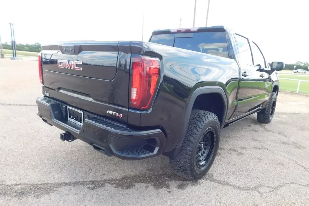 2023 Gmc Sierra 1500 AT4 photo 1