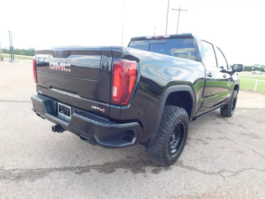2023 Gmc Sierra 1500 AT4 photo 1