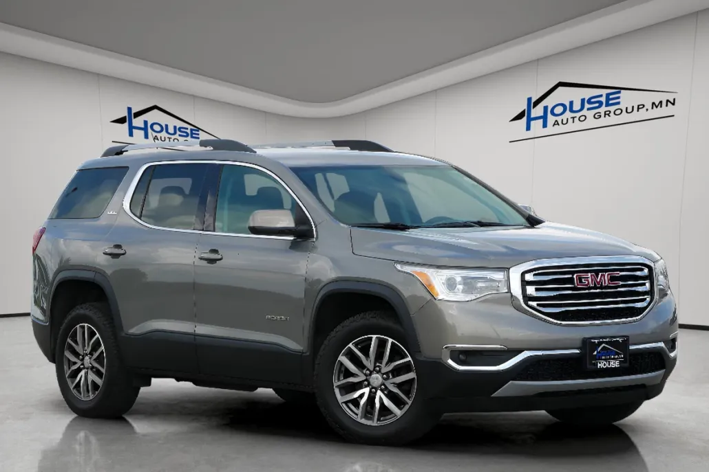 2019 Gmc Acadia SLE photo 1