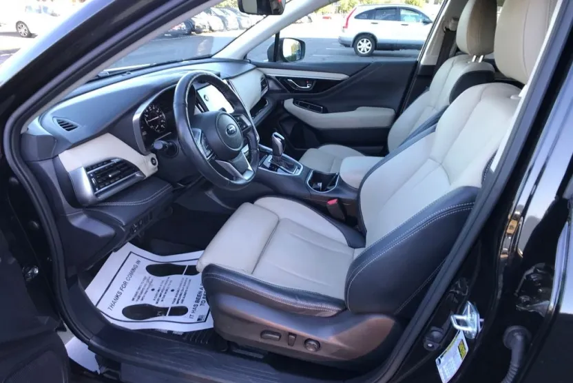 2023 Subaru Outback Limited photo 1
