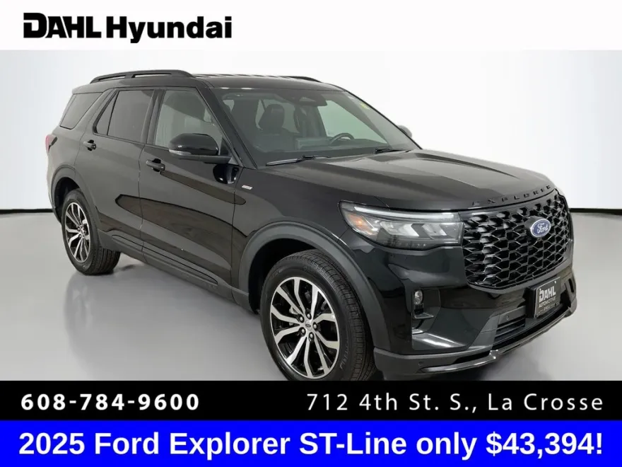 2025 Ford Explorer ST-Line photo 1