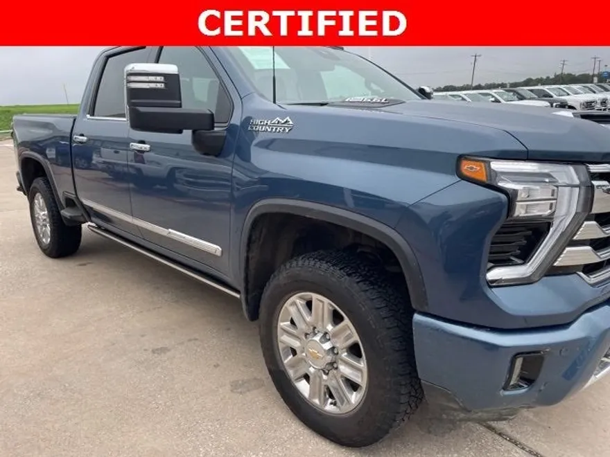 2024 Chevrolet Silverado 2500HD High Country photo 1