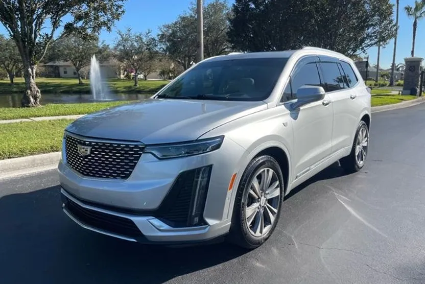 2020 Cadillac XT6 Premium Luxury Sport photo 1