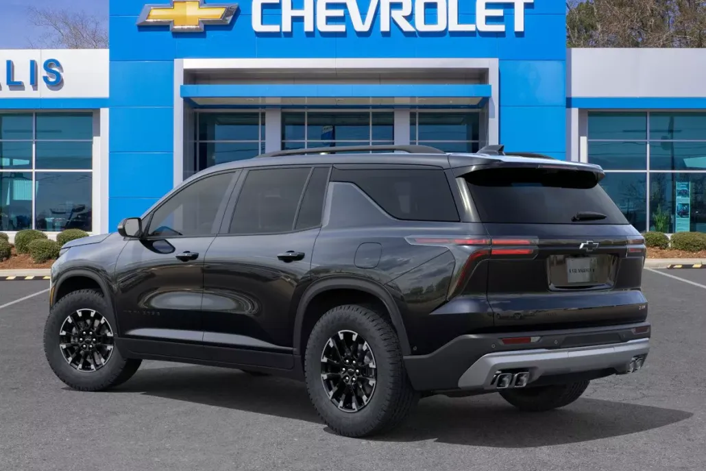 2026 Chevrolet Traverse Z71 photo 1
