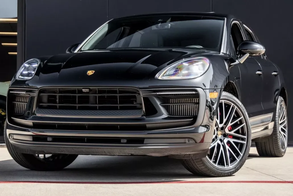 2022 Porsche Macan S photo 1