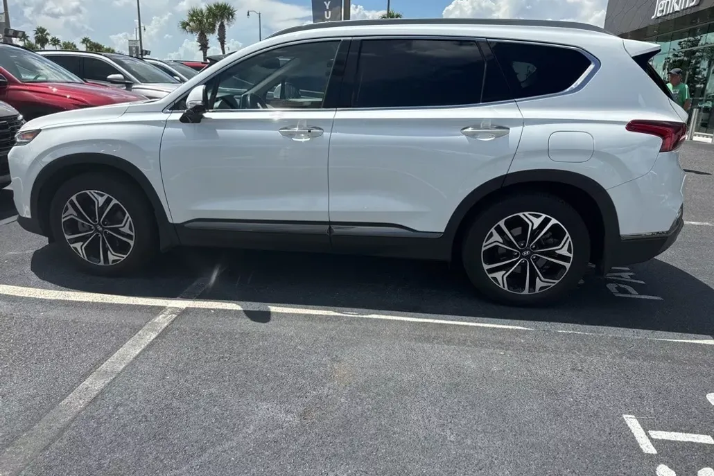 2020 Hyundai Santa Fe Limited photo 1