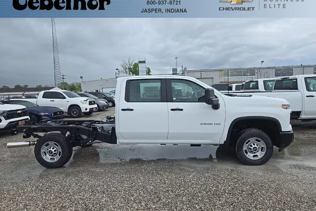 2025 Chevrolet Silverado 2500HD photo 1