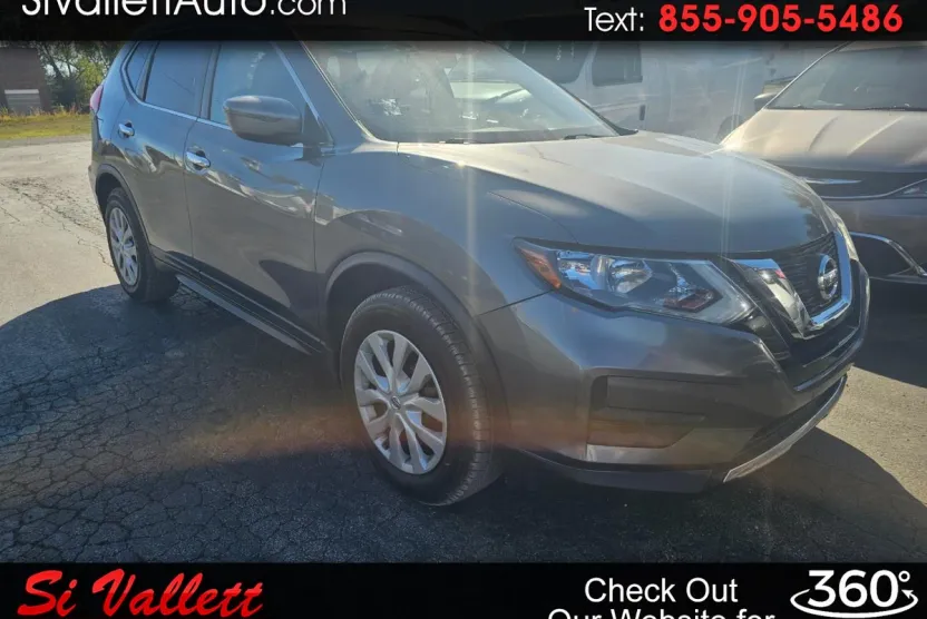 2017 Nissan Rogue S photo 1