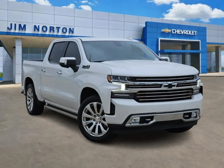 2022 Chevrolet Silverado 1500 High Country photo 1
