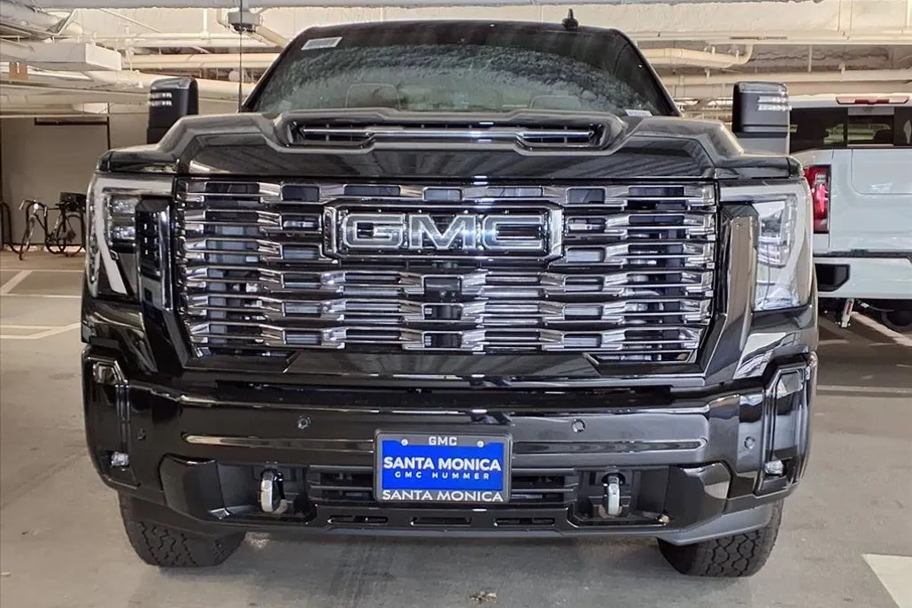 2025 Gmc Sierra 2500 HD Denali Ultimate photo 1