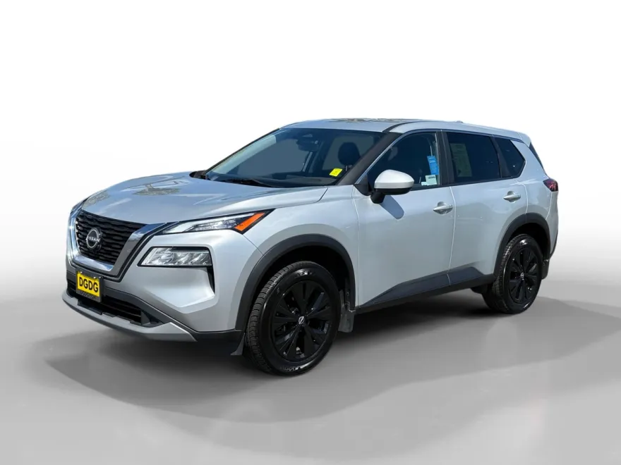 2023 Nissan Rogue SV photo 1
