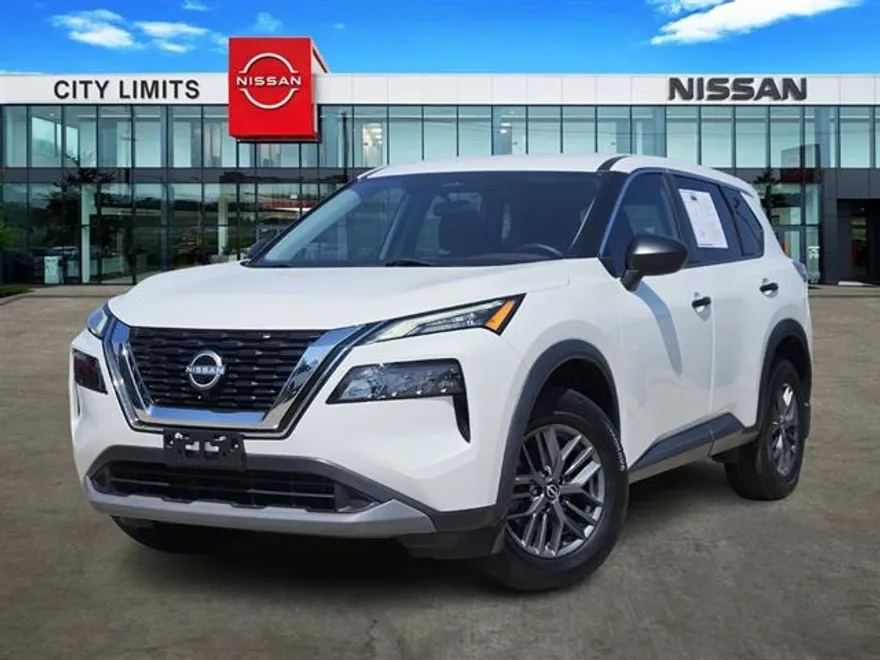 2022 Nissan Rogue S photo 1