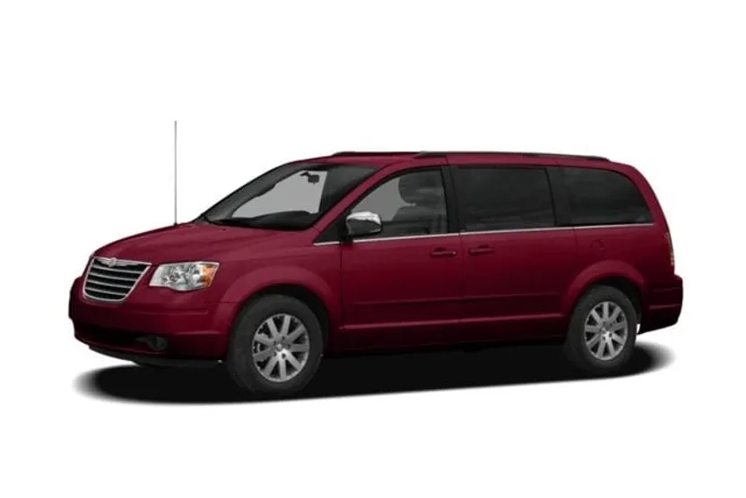 2009 Chrysler Town & Country Touring photo 1