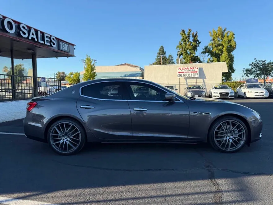 2014 Maserati Ghibli photo 1